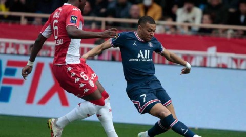 法国足球新王登基姆巴佩荣膺青少年最爱