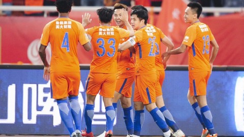 上海申花2-0青岛海牛复盘：吴曦200场里程碑夜，申花四连胜悄然攀升至积分榜次席