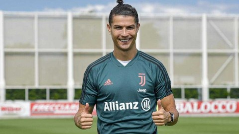 王者归来！C罗结束隔离重返尤文，满分状态点亮都灵城