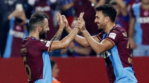 欧联杯黑海主场奏凯歌，特拉布宗力克十人红星