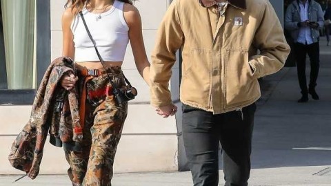 布鲁克林与汉娜·克罗斯的冬日纽约街头之恋