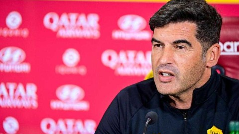 红狼军团的最后低语：罗马赛前发布会上的离别与希望