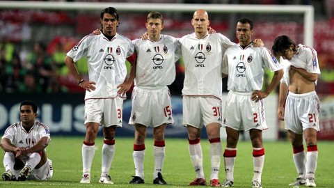 失败者的勋章：斯塔姆与那场无法忘却的伊斯坦布尔噩梦