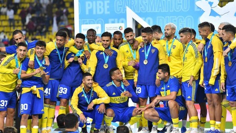 致敬传奇！马拉多纳纪念杯绿茵战记