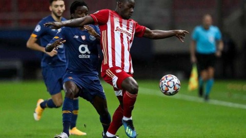 欧冠经典战：波尔图客场双杀奥林匹亚科斯，小组第二强势晋级