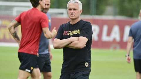 红狼夏日集结号：穆氏罗马意甲新征程从训练场起步