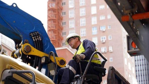 伯纳乌蜕变记：皇马暂别圣地，栖身二队小球场迎接新时代