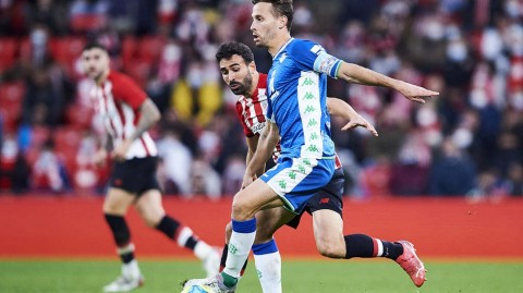 西甲经典夜：毕尔巴鄂三比二逆转绝杀皇家贝蒂斯