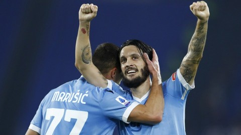 罗马奥林匹克的那个蓝白夜晚，拉齐奥三叉戟联手缔造一场酣畅淋漓的大胜