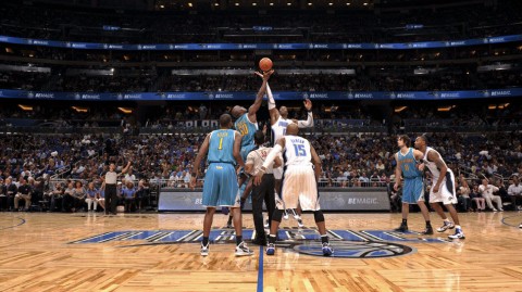 季后赛生死战魔术狂胜黄蜂，班凯罗25分率队挺进首轮