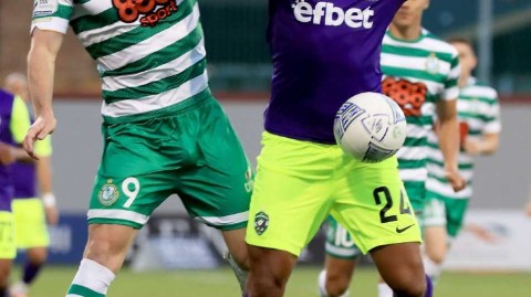 绿茵信仰之夜：塔拉赫特球场见证的爱尔兰骄傲