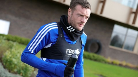 莱斯特城雪中备战英超焦点战