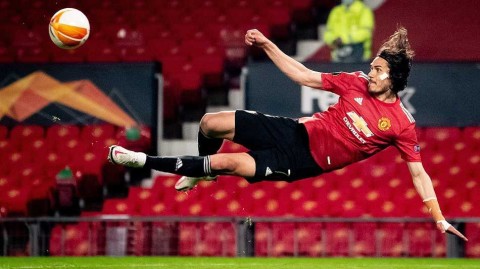 梦剧场惊天逆转，红魔下半场狂屠罗马！布鲁诺与卡瓦尼联手上演进球盛宴