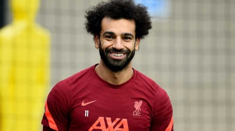 备战沃特福德，利物浦训练场上的阳光与笑容