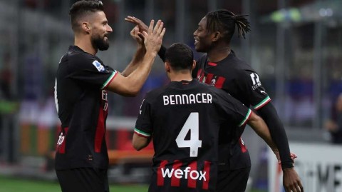 圣西罗的激情与悬念：米兰绝杀夜纪实