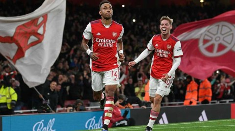 伦敦雨夜下的青春风暴：阿森纳3-1力克维拉，延续六轮不败神话