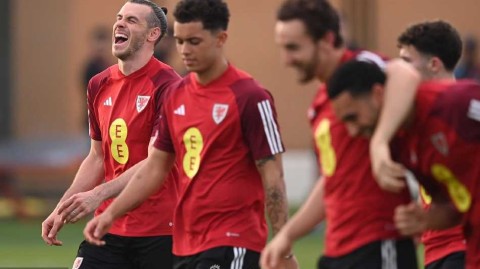 红龙展翼备战多哈 六十四载圆梦世界杯