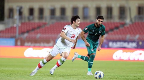 波斯铁骑绝境复仇，携手美索不达米亚雄鹰昂首挺进十二强赛