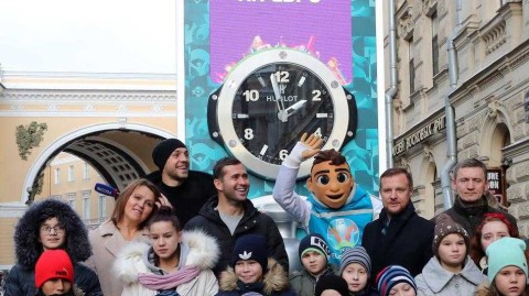 涅瓦河畔的倒计时序曲：圣彼得堡奏响2020欧洲杯狂想曲