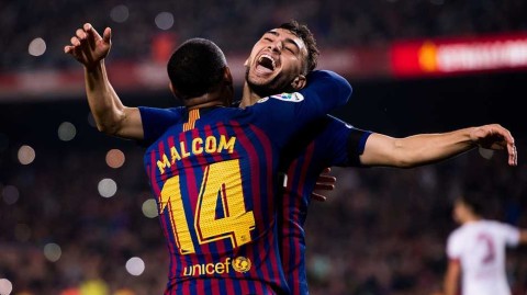 国王杯巴塞罗那大胜莱昂内萨 众将精彩表现梅西苏亚雷斯携子观战