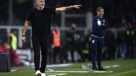 红黑军团续写新篇章：皮奥利续约定格圣西罗的信任瞬间