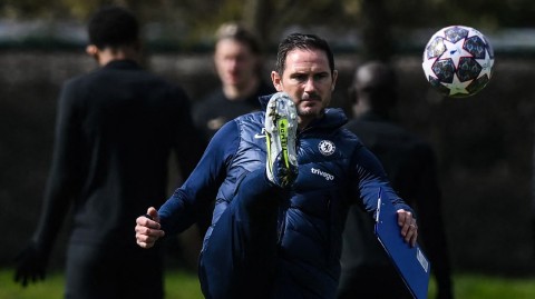 蓝军蓄势待发决战欧洲之巅