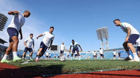 瑞士军刀磨刃向西班牙 圣彼得堡静待八强战火