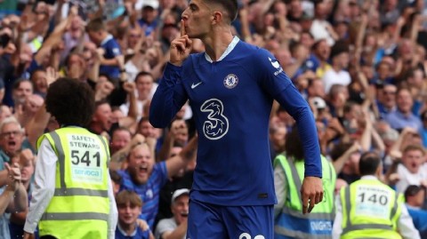 蓝军逆转铁锤帮VAR争议搅动斯坦福桥之夜