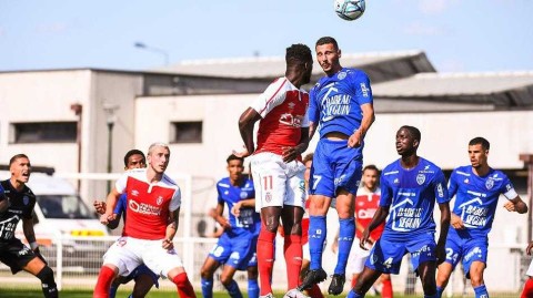 夏日热身重现光彩：兰斯与特鲁瓦在友谊赛中点亮法国足坛