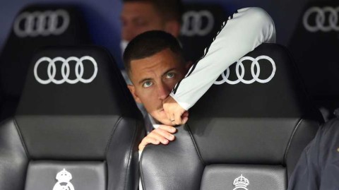 本泽马梅开二度闪耀伯纳乌 阿扎尔首秀皇马众将奏凯