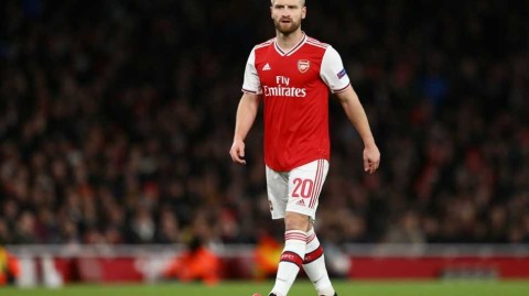 穆斯塔菲荣归瓦伦西亚城 签约莱万特开启新征程