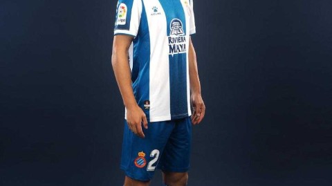 武磊新战袍亮相，下季西人征程再添期待