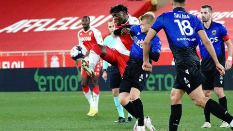 摩纳哥凛冬夜燃情逆转 本耶德尔双响炮击退尼斯