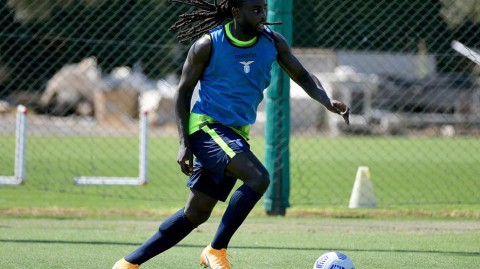 蓝鹰振翅欲飞 拉齐奥基地备战新赛季