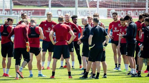 硝烟再起：纽伦堡保级路上的最后冲锋