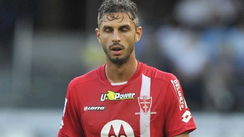 传奇中卫悲情告别绿茵场，拉诺基亚的品格远超冠军荣耀