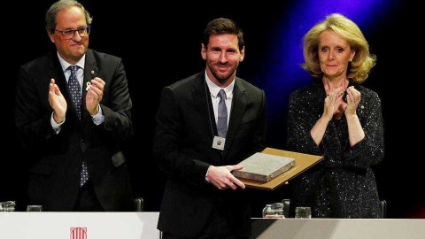 梅西荣膺圣乔治十字勋章，加泰罗尼亚的最高礼赞