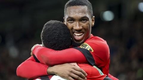 联赛杯樱桃军团主场大胜太妃糖 伯恩茅斯四球击退埃弗顿晋级