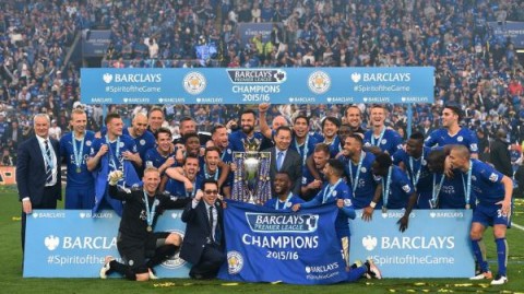 标题：时隔十年坠入英甲深渊——王权球场保级关键战莱斯特城1-1遭米尔沃尔绝平，提前两轮降入第三级别联赛