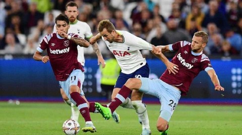 伦敦碗激战铁锤帮鏖战白百合互交白卷