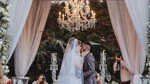 红魔铁腰的甜蜜归宿：弗雷德与核工程师妻子的浪漫人生