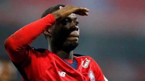 兵工厂启航！科特迪瓦飞翼佩佩驾临伦敦，枪手新三叉戟呼之欲出