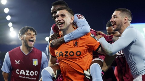 蓝狐主场悲歌 维拉绝杀续写保级梦魇