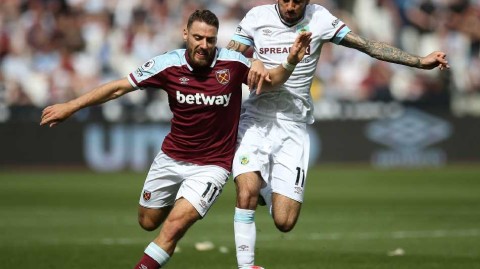 伦敦雨夜铁锤失重击 红酒军团客场守一分