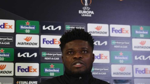 伦敦的复仇序曲：阿森纳磨刀霍霍，静候奥林匹亚科斯