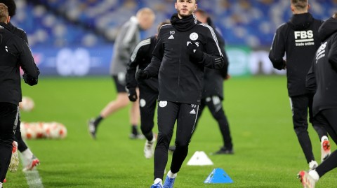 蓝狐远征那不勒斯 疫情阴影下的欧联杯关键战