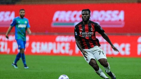 揭秘时刻：大巴黎为凯西开出天价合同，米兰铁腰未来悬疑