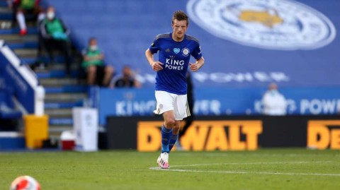 瓦尔迪加冕队史助攻王！三十岁后造101球，草根传奇再书新篇章