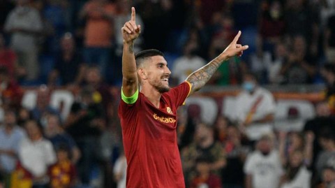 洛伦佐·佩莱格里尼欧战闪耀之夜，罗马双子星照亮奥林匹克球场