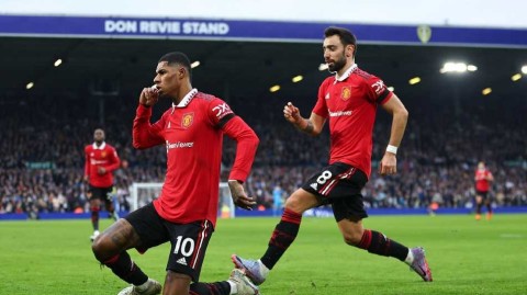 红魔客场力擒白玫瑰 双子星闪耀埃兰路